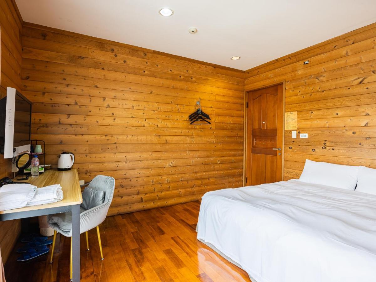 Bishui Shanju Lakeside B&B Yuchi Εξωτερικό φωτογραφία